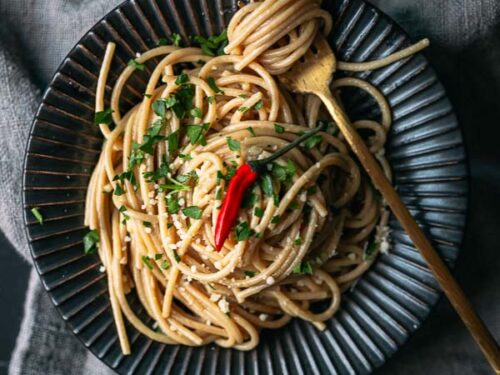 Spaghetti aglio oli e pepperoncino