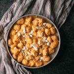gnocchi met saus van geroosterde butternut, knoflook & feta
