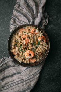 Fussili met pistache, mascarpone & scampi