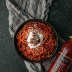 pasta met gekarameliserede ui & spek