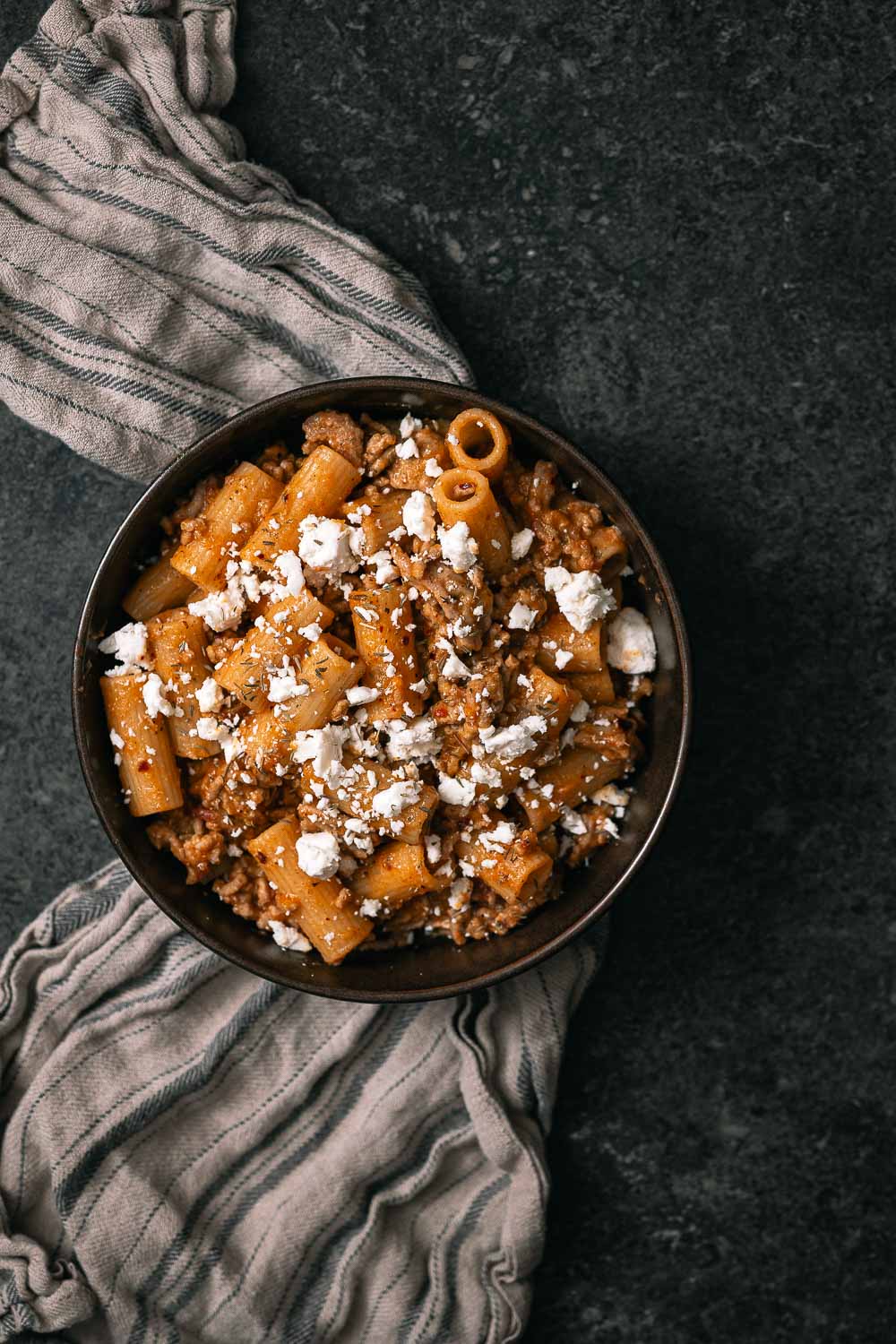 Rigatoni met saus van roasted butternut en feta