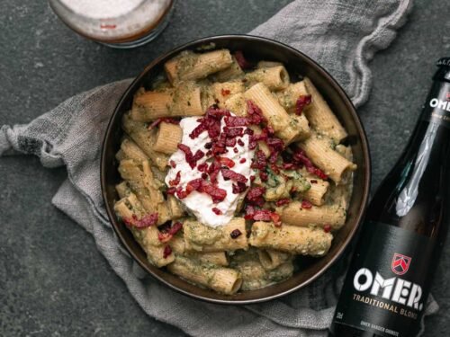 Courgettepasta met spek, burrata en OMER