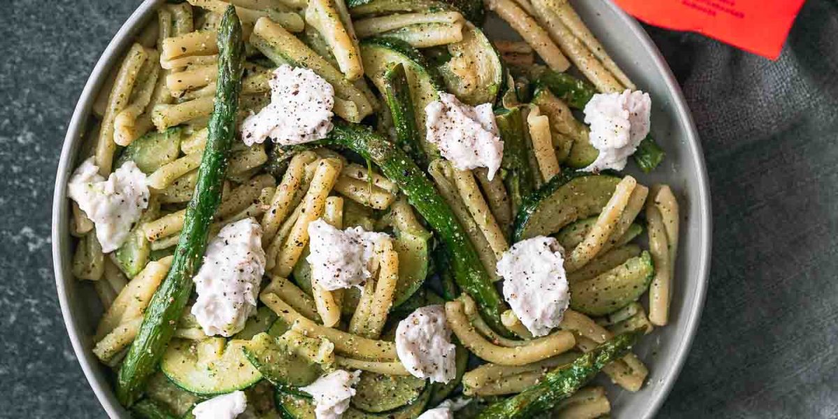 Pasta verde met Dreamfarm mozzarella